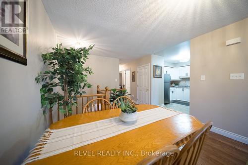 21 Galileo Boulevard, Brantford, ON - Indoor Photo Showing Dining Room