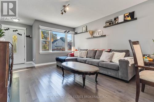 87 Elgin Street, London, ON - Indoor Photo Showing Living Room