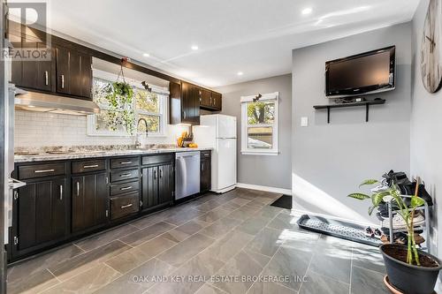 87 Elgin Street, London, ON - Indoor Photo Showing Kitchen