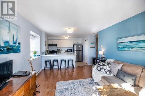 301 - 91 Aspen Springs Drive, Clarington (Bowmanville), ON - Indoor Photo Showing Living Room