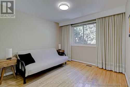 25 Mosedale Crescent, Toronto, ON - Indoor Photo Showing Bedroom