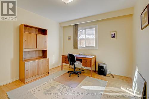 25 Mosedale Crescent, Toronto, ON - Indoor