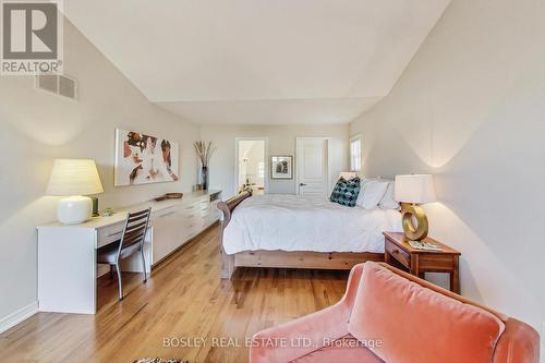 113 Winners Circle, Toronto, ON - Indoor Photo Showing Bedroom