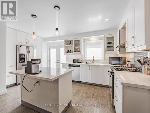 23 Kipling Crescent, Ajax, ON - Indoor Photo Showing Kitchen