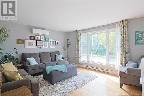 91 Dykeman Street, Fredericton, NB - Indoor Photo Showing Living Room