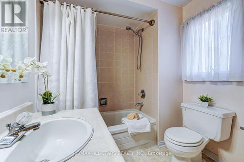 1 - 1 Adams Court, Uxbridge, ON - Indoor Photo Showing Bathroom