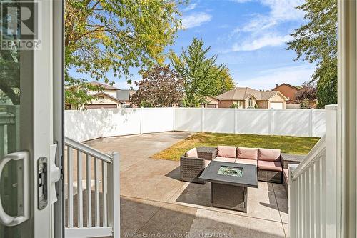 2850 Mangin Crescent, Windsor, ON - Outdoor