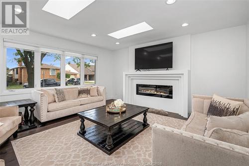 2850 Mangin Crescent, Windsor, ON - Indoor Photo Showing Living Room With Fireplace