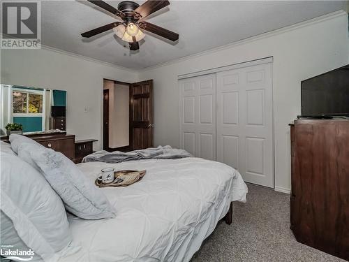 1851 Cedar Lane, Bracebridge, ON - Indoor Photo Showing Bedroom