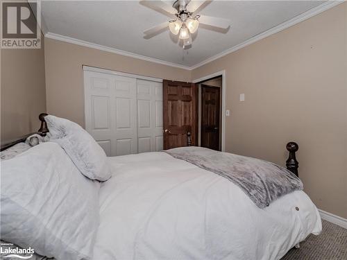 1851 Cedar Lane, Bracebridge, ON - Indoor Photo Showing Bedroom