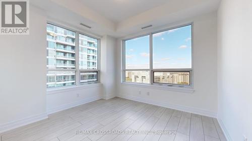 1902 - 30 Elm Drive, Mississauga, ON - Indoor Photo Showing Other Room