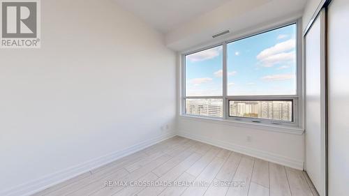 1902 - 30 Elm Drive, Mississauga, ON - Indoor Photo Showing Other Room