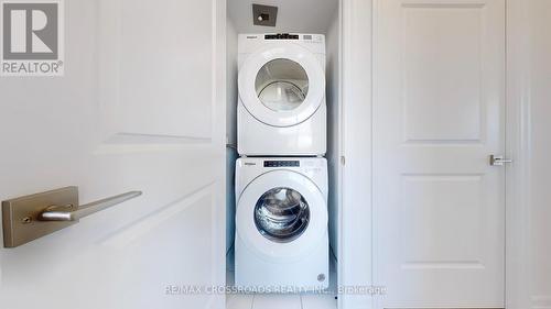 1902 - 30 Elm Drive, Mississauga, ON - Indoor Photo Showing Laundry Room