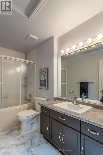 20 - 40 Ontario Street S, Lambton Shores (Grand Bend), ON - Indoor Photo Showing Bathroom