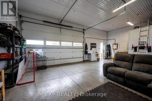 54080 Eden Line, Aylmer (Ay), ON - Indoor Photo Showing Garage