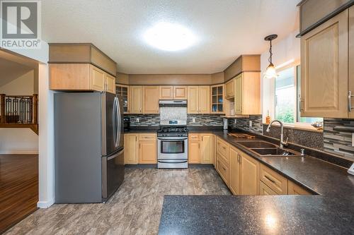 1225 Orion Road, Prince George, BC - Indoor Photo Showing Kitchen With Double Sink