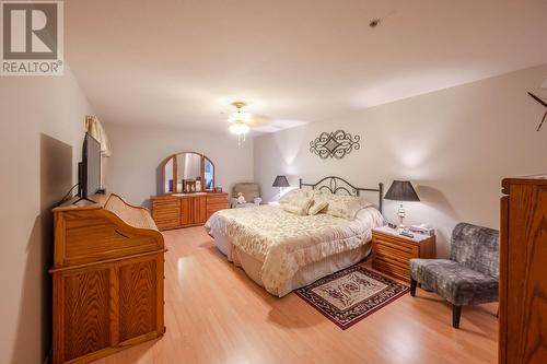 130 Abbott Street Unit# 309, Penticton, BC - Indoor Photo Showing Bedroom