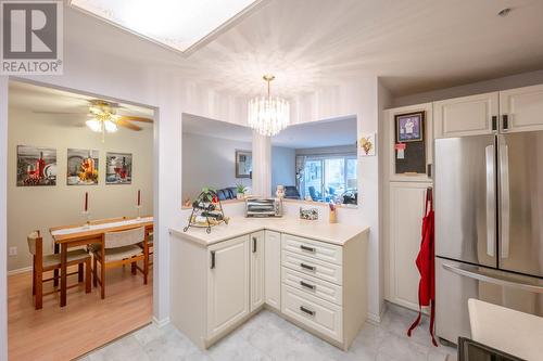 130 Abbott Street Unit# 309, Penticton, BC - Indoor Photo Showing Kitchen