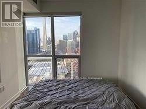 2202 - 1 The Esplanade Street, Toronto, ON - Indoor Photo Showing Bedroom