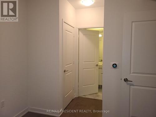 2202 - 1 The Esplanade Street, Toronto, ON - Indoor Photo Showing Other Room