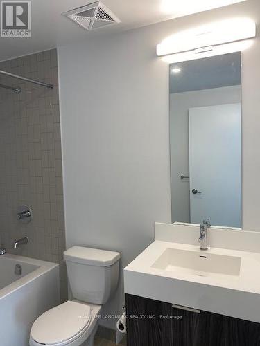 2511 - 130 River Street, Toronto, ON - Indoor Photo Showing Bathroom