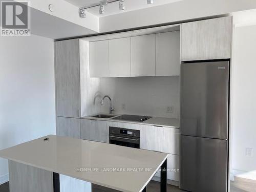 2511 - 130 River Street, Toronto, ON - Indoor Photo Showing Kitchen