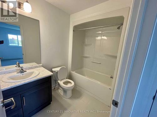 152 Sunflower Place, Welland, ON - Indoor Photo Showing Bathroom