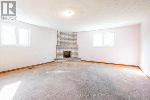 21 Darrow Drive, Hamilton, ON - Indoor With Fireplace