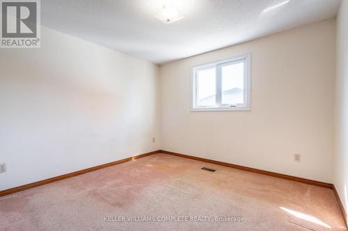 21 Darrow Drive, Hamilton, ON - Indoor Photo Showing Other Room