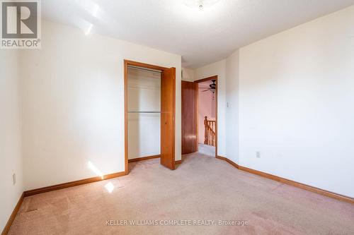 21 Darrow Drive, Hamilton, ON - Indoor Photo Showing Other Room