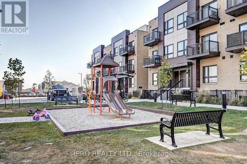 D-14 - 10 Palace Street, Kitchener, ON - Outdoor With Balcony