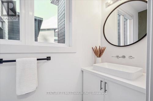 102 Goldie Court, Blue Mountains, ON - Indoor Photo Showing Bathroom