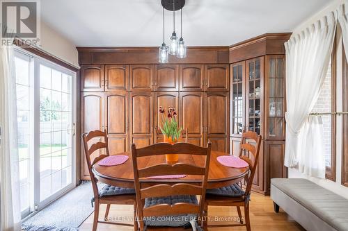 52 Greenmeadow Court, St. Catharines, ON - Indoor Photo Showing Dining Room