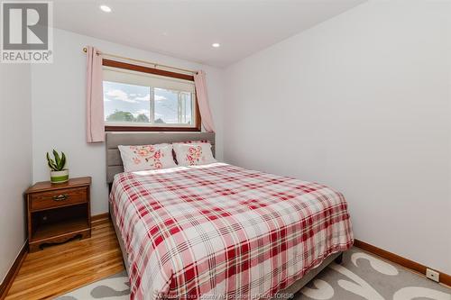 1026 Watson Avenue, Windsor, ON - Indoor Photo Showing Bedroom