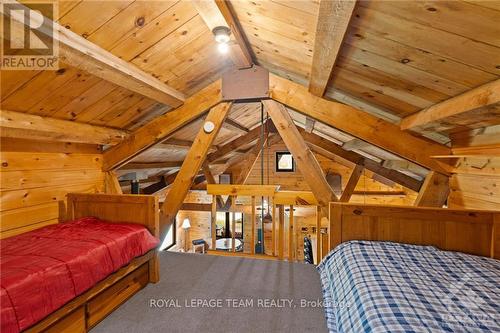 9687 Mississippi River, North Frontenac (Frontenac North), ON - Indoor Photo Showing Bedroom