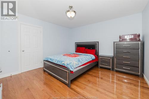 152 Shady Spring Crescent, Lakeshore, ON - Indoor Photo Showing Bedroom