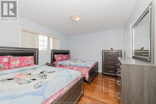 152 Shady Spring Crescent, Lakeshore, ON - Indoor Photo Showing Bedroom