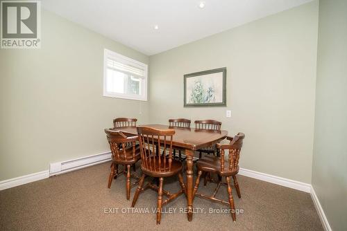 6 Glendale Avenue, Deep River, ON - Indoor Photo Showing Dining Room