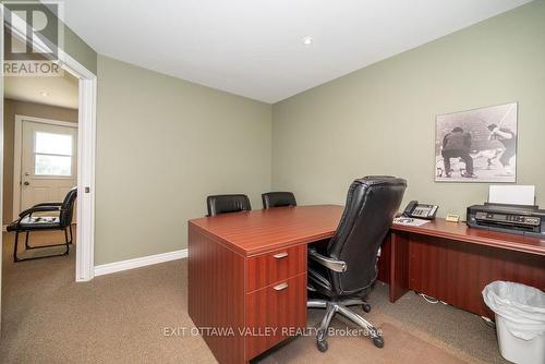 6 Glendale Avenue, Deep River, ON - Indoor Photo Showing Office