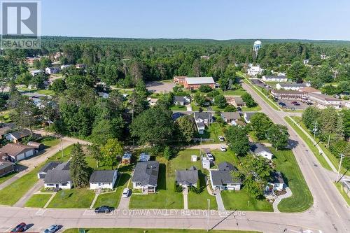 6 Glendale Avenue, Deep River, ON - Outdoor With View