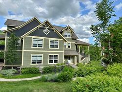 2-215 Ch. des Quatre-Sommets  Mont-Tremblant, QC J8E 1C6