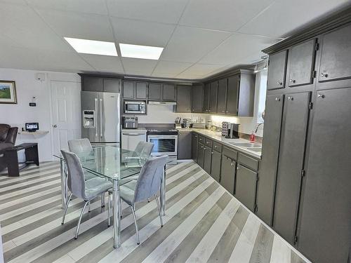 Kitchen - Z Rue Principale, Nédélec, QC - Indoor Photo Showing Kitchen With Double Sink