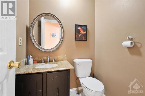 6104 Vineyard Drive, Ottawa, ON - Indoor Photo Showing Bathroom