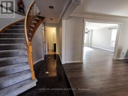 15 Saintsbury Square, Toronto, ON - Indoor Photo Showing Other Room