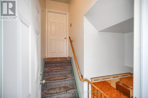 330 Rathburn Road, Toronto, ON - Indoor Photo Showing Other Room