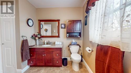 322 Canada Drive, St. John'S, NL - Indoor Photo Showing Bathroom