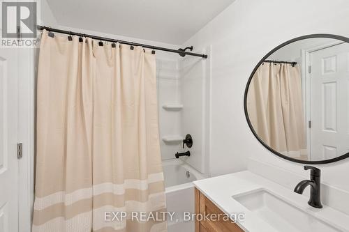 617 Front Street, Quinte West, ON - Indoor Photo Showing Bathroom