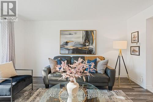 617 Front Street, Quinte West, ON - Indoor Photo Showing Living Room