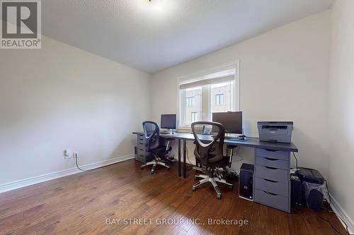 25 Maple Ridge Crescent, Markham, ON - Indoor Photo Showing Office