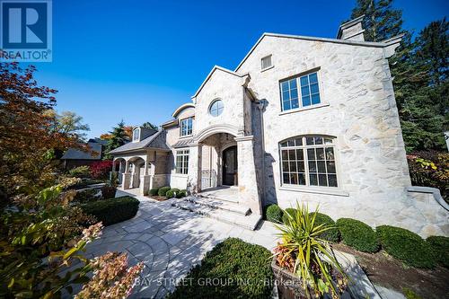 1227 Cleaver Drive, Oakville, ON - Outdoor